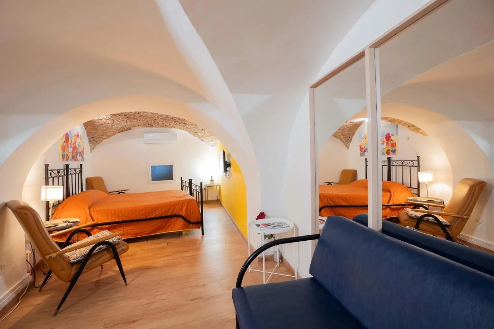 Casa Giovanni Katánie 0*, CTA
